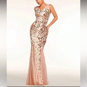 Elegant Sleeveless Sequin Evening Gown in Blush